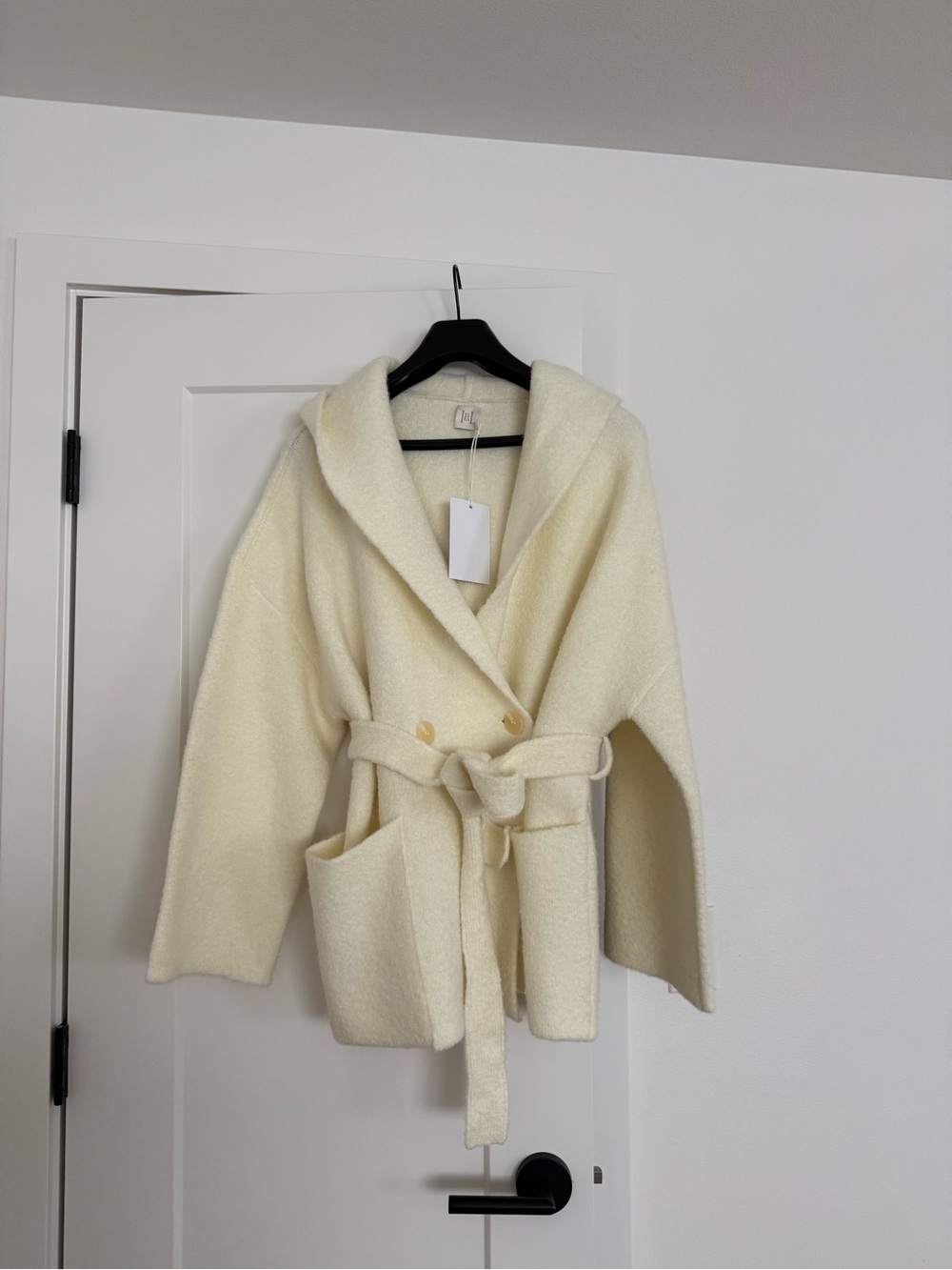 NWT HELSA Olesa Hooded Wrap Coat